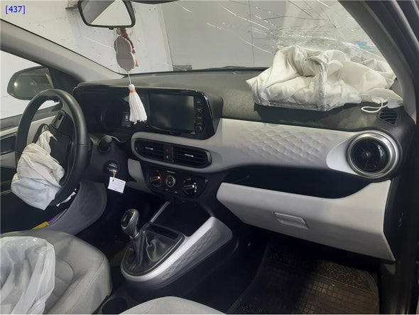 פנל פתחי איוורור אמצעיים ליונדאי I10 2020-2024