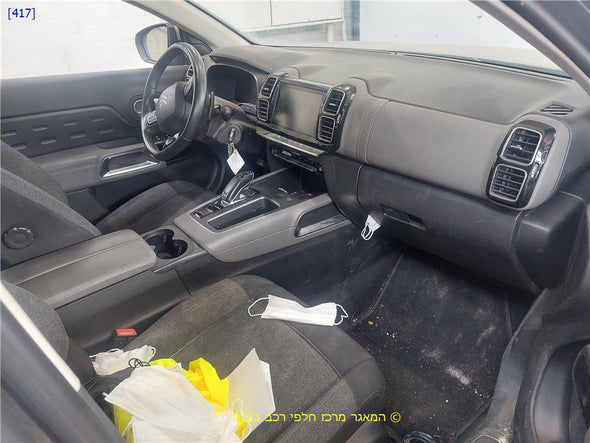 דלת קדמית ימין לסיטרואן C5 איירקרוס 2019-2024