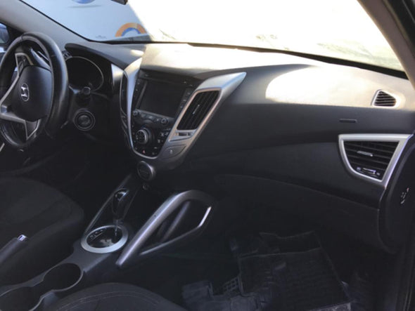 תומך פגוש קדמי ימין על דופן כנף ליונדאי וולוסטר 2011-2017