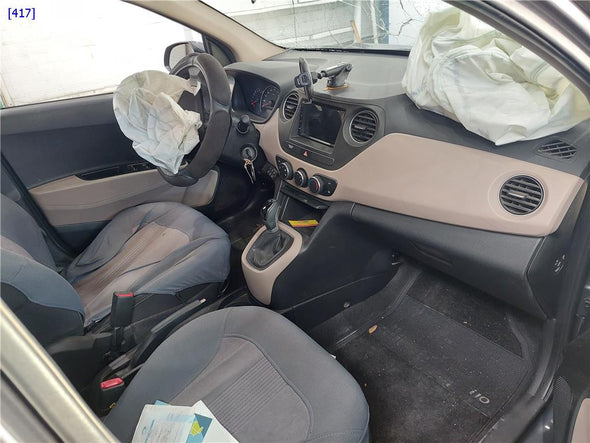 נקבה לחגורת בטיחות אחורית אמצעית ליונדאי I10 2014-2020