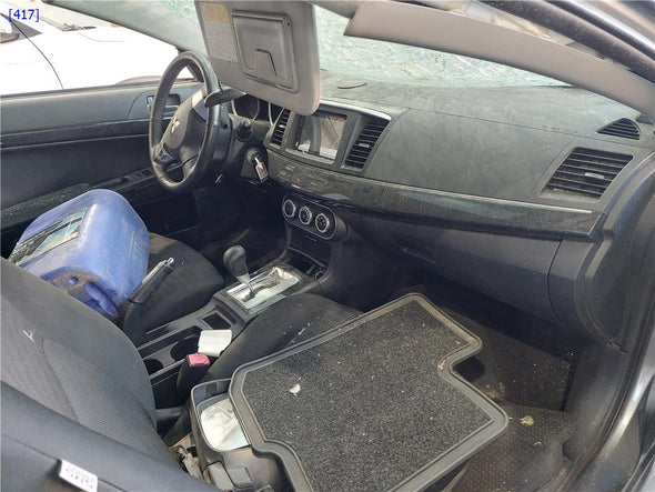 פנס ערפל קדמי שמאל למיצובישי לנסר 2008-2024