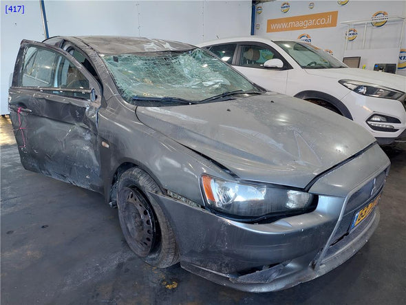 פנס ערפל קדמי שמאל למיצובישי לנסר 2008-2024