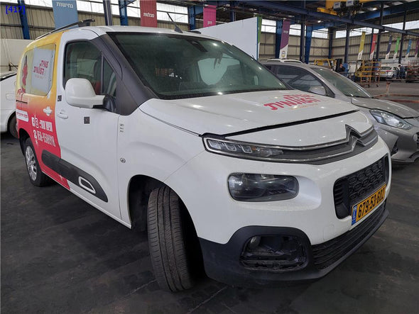 מסגרת לפנל פתחי איוורור אמצעיים לסיטרואן ברלינגו 2019-2024