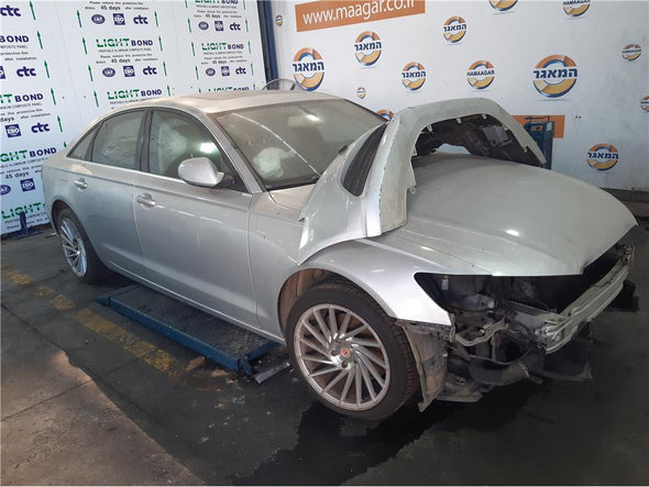 פקוד חלונות חשמל לאודי A6 2011-2018