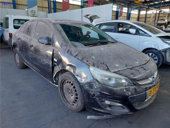 תא איחסון מתחת להגה לאופל אסטרה 2011-2017