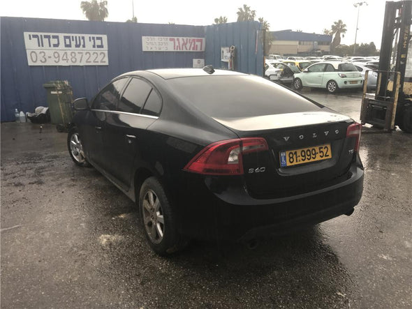 חובק הגה מושלם לוולבו S60 2010-2019