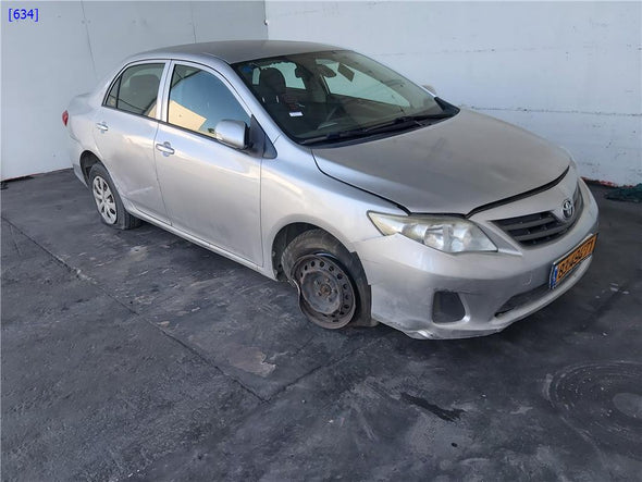 תריס איוורור אמצעי ימין בדשבורד לטויוטה קורולה 2008-2013