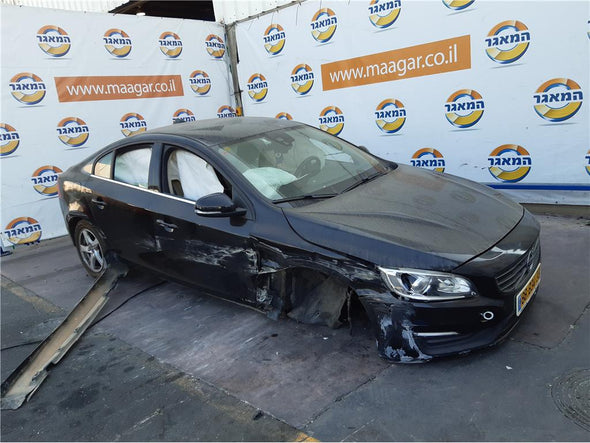 שטיח גומי/בד קדמי ימין לוולבו S60 2010-2019