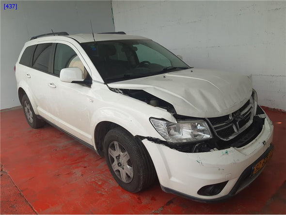 פלסטיק סף פנימי אחורי ימין לדודג' ג'רני 2011-2024