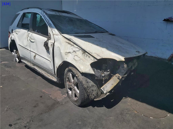 מחזיר אור לפגוש אחורי שמאל למרצדס 164 M 2006-2012