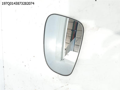 מעבר לדף זכוכית ראי שמאל חיצוני לטויוטה ספייס וורסו 2011-2016