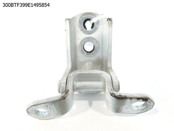 ציר עליון דלת קדמית ימין לניסן קשקאי 2008-2014