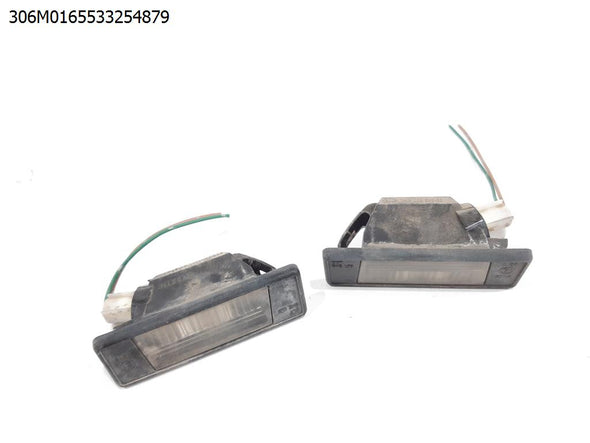 תאורת לוחית זיהוי אחורי לניסן ג'וק 2010-2020