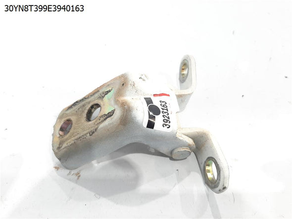 ציר עליון דלת קדמית ימין לניסן מיקרה 2007-2011