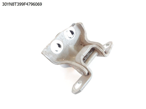 ציר תחתון דלת קדמית ימין לניסן מיקרה 2007-2011