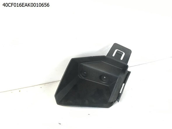 תומך פגוש אחורי שמאל מתחת לפנס לפורד פוקוס 2011-2018