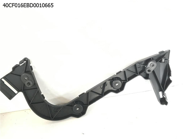 תומך פגוש אחורי שמאל על דופן כנף עליון לפורד פוקוס 2011-2018