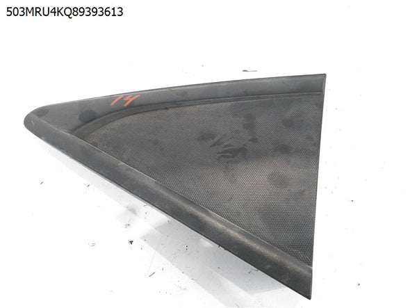 פלסטיק משולש לכנף אחורית שמאל לשברולט קרוז 2009-2013