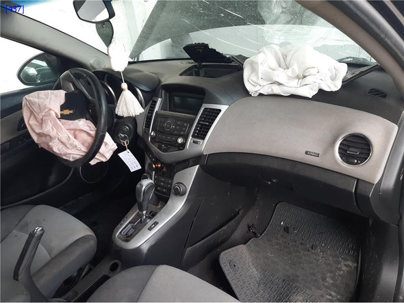 תומך פגוש אחורי שמאל מתחת לפנס לשברולט קרוז 2009-2013