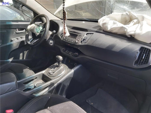 תא איחסון בין מושבים לקיה ספורטאז 2010-2016