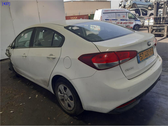 שטיח גומי/בד אחורי שמאל לקיה פורטה 2013-2018