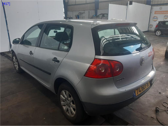 פנס אחורי שמאל דלת מטען לפולקסווגן גולף 2004-2008