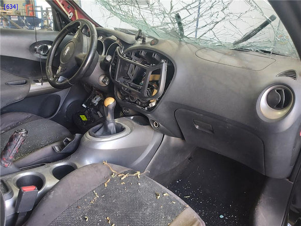 תאורת לוחית זיהוי אחורי לניסן ג'וק 2010-2020