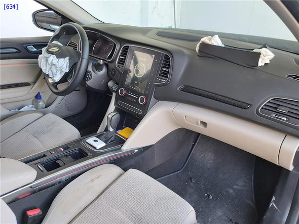 כיסוי ידית הילוכים גיר אוטומט לרנו גרנד קופה (מגאן) 2017-2021